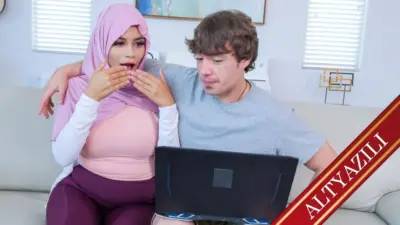 Türbanlı Annem Çok İtaatkar